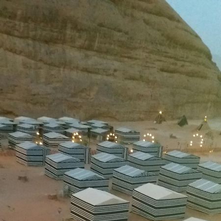 Rum Oasis Camp Wadi Rum Exterior foto